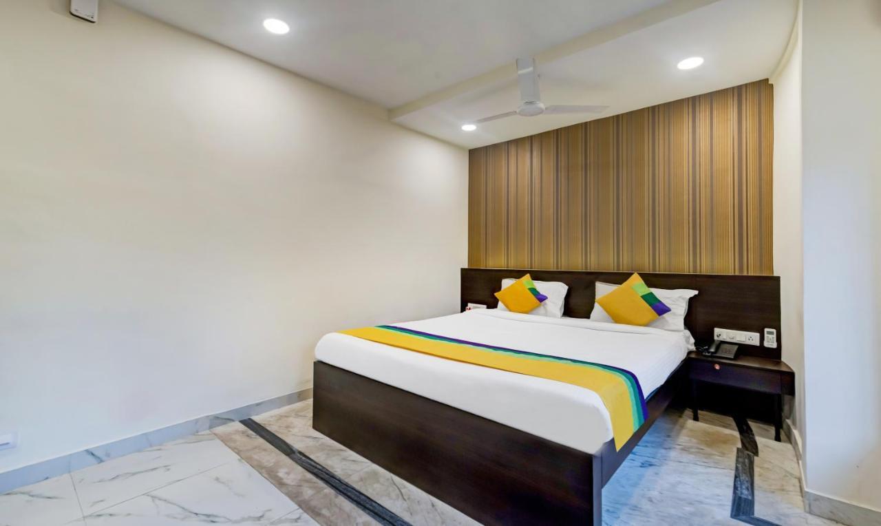 Itsy Hotels Neeranand Plaza Calcutta Extérieur photo