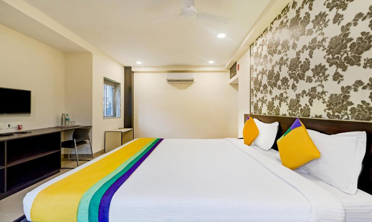 Itsy Hotels Neeranand Plaza Calcutta Extérieur photo