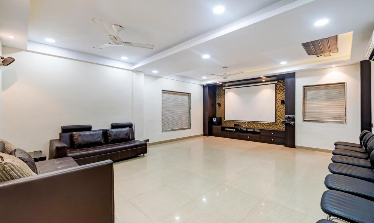Itsy Hotels Neeranand Plaza Calcutta Extérieur photo