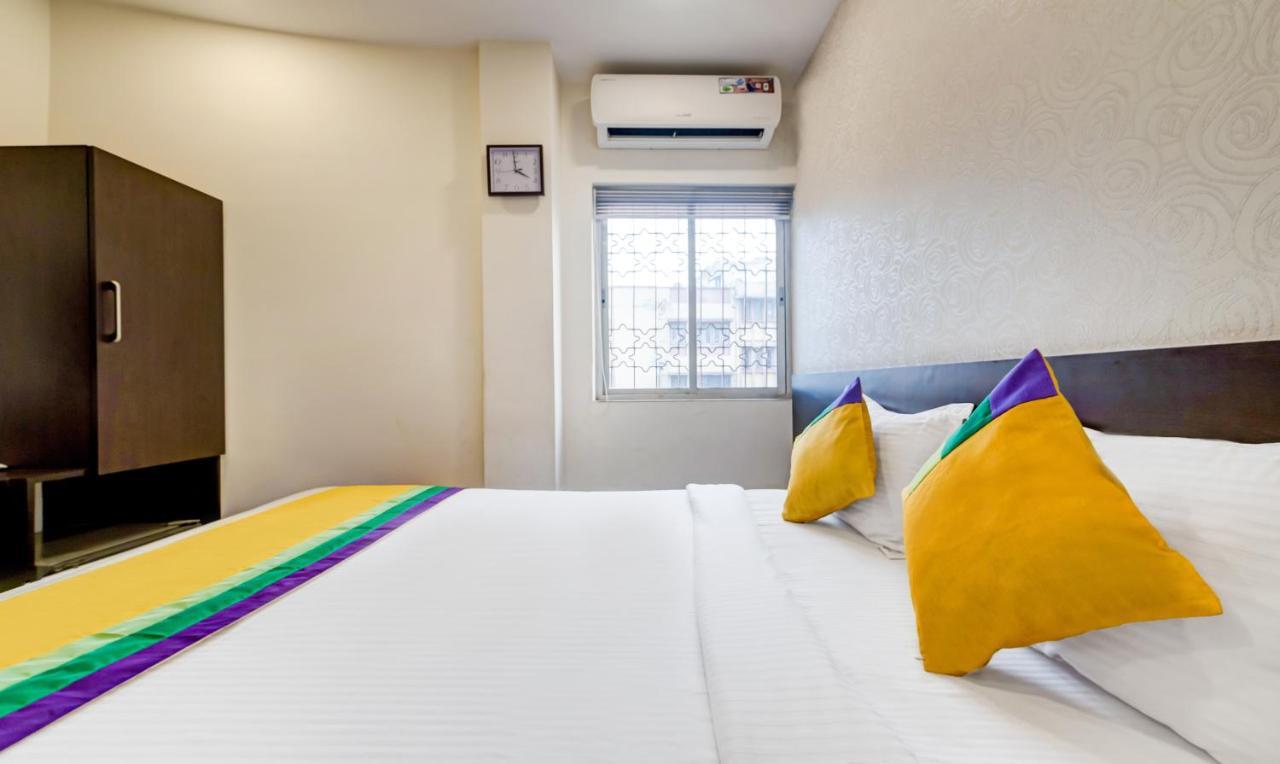 Itsy Hotels Neeranand Plaza Calcutta Extérieur photo